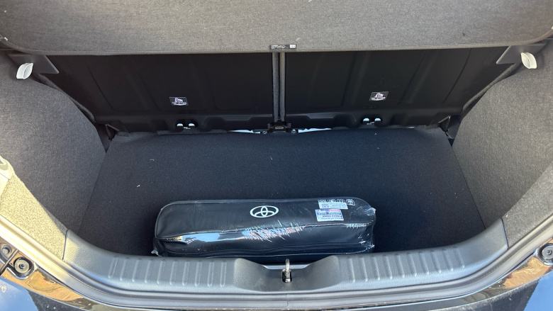 Toyota Aygo X 1.0 VVT-i Edge 5dr Petrol Hatchback